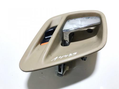 Used Front right interior door handle Front right interior door handle 38583100 38583100