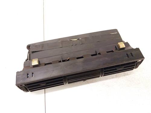 Used Air vent Air vent AUDI 100 C4 Avant (4A5) 2.5 TDI (115 hp) 40029232 40029232