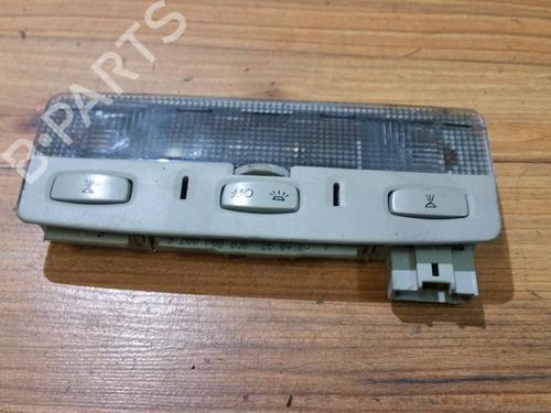 Plafonier Plafonier RENAULT LAGUNA II Grandtour (KG0/1_) 2.0 16V (KG00, KG0K, KG0W, KG0P) (135 hp) 35647642 35647642