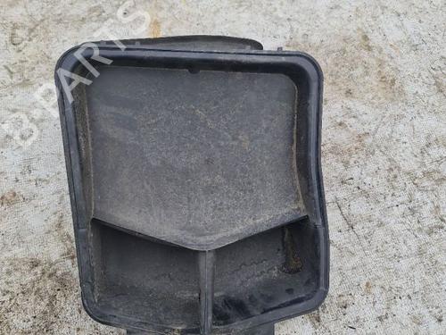 Used Air filter box Air filter box MERCEDES-BENZ M-CLASS (W164) ML 320 CDI 4-matic (164.122) (224 hp) 34990398 34990398