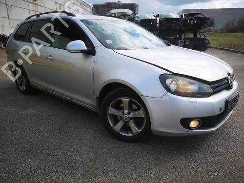 Fuse box VW GOLF VI (5K1) 1.6 TDI | BP32572002E1