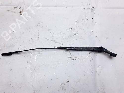 Used Front windshield wiper arm Front windshield wiper arm OPEL ZAFIRA / ZAFIRA FAMILY B (A05) 1.9 CDTI (M75) (120 hp) 33530480 33530480