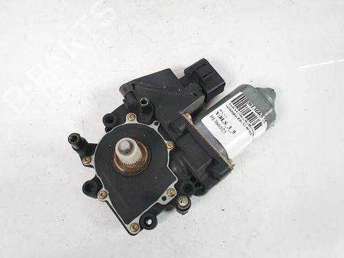 Used Right front window motor Right front window motor 35520942 35520942