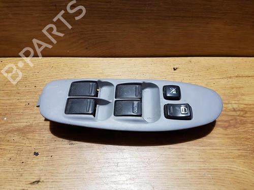 Used Switch Switch NISSAN ALMERA TINO (V10) 1.8 (116 hp) 33482053 33482053
