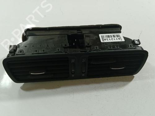 Used Air vent VW PASSAT B6 (3C2) 2.0 TDI (140 hp) 33098410