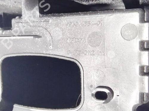 Armrest / Center console CITROËN C5 III (RD_) 2.0 HDi 140 (RDRHF8, RDRHFA, RDRHA8, RDRHAJ) | BP35146799I20 - Image 3