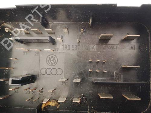 Fuse box VW GOLF PLUS V (5M1, 521) 1.9 TDI | BP38430944E1 - Image 2