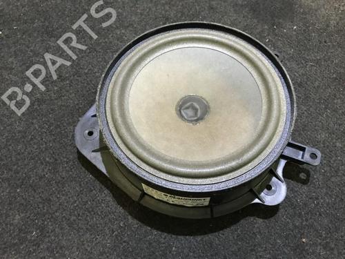 speaker-audi-a3-8p1-2003-2004-2005-2006-2007-2008-2009-2010-2011-2012-2013-33486184 main image