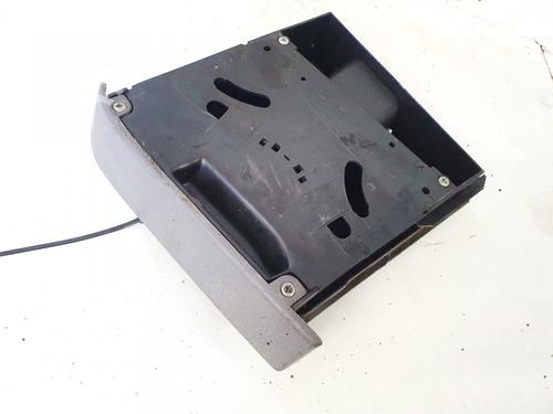 Porte-gobelet/Objets Porte-gobelet/Objets CHRYSLER VOYAGER / GRAND VOYAGER III (GS_, NS_) 2.5 TD (116 hp) 35483902 35483902