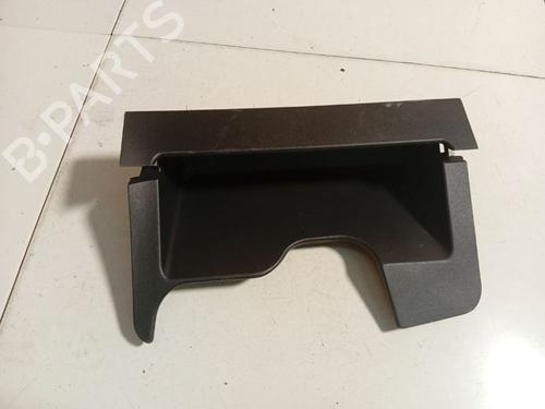 Used Glove box Glove box TOYOTA YARIS (_P9_) 1.3 4WD (NCP95) (87 hp) 34750983 34750983