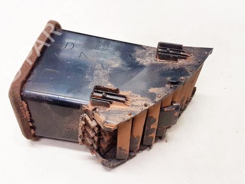 Luftventilen Luftventilen MITSUBISHI OUTLANDER II (CW_W) 2.2 DI-D 4WD (177 hp) 33104701 33104701