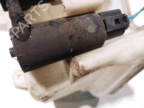washer-pump-toyota-yaris-_p9_-2005-2006-2007-2008-2009-2010-2011-2012-2013-2014-34894882 main image