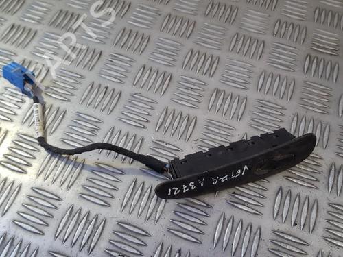 Used Switch Switch OPEL VECTRA B (J96) 2.0 i 16V (F19) (136 hp) 33494088 33494088