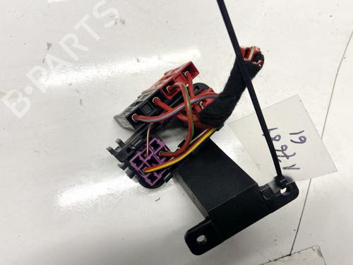 Fuse box VW PASSAT B5.5 (3B3) 1.9 TDI | BP32893815E1 - Image 2