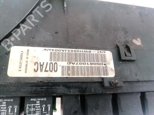 Fuse box CHRYSLER 300M (LR) 3.5 V6 24V | BP32904294E1 - Image 2