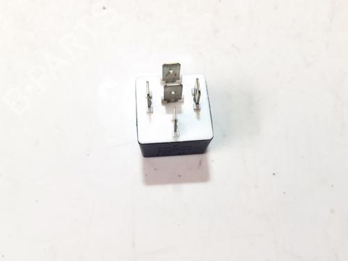 Electronic sensor RENAULT ESPACE II (J/S63_) 2.1 TD (J633, J634, J/S635, J/S63D) | BP33525069M84 - Image 2
