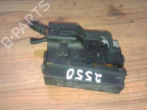 Used Fuse box Fuse box FIAT BRAVO I (182_) 1.6 16V (182.AH) (90 hp) 33479187 33479187