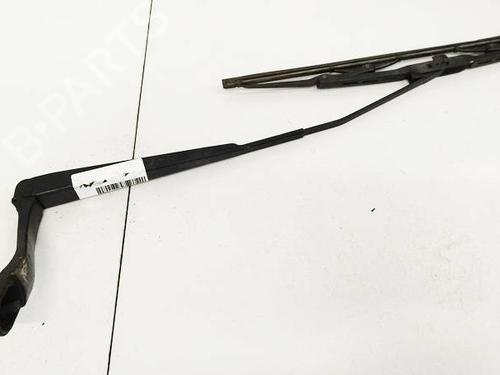 Used Front windshield wiper arm Front windshield wiper arm 32582000 32582000