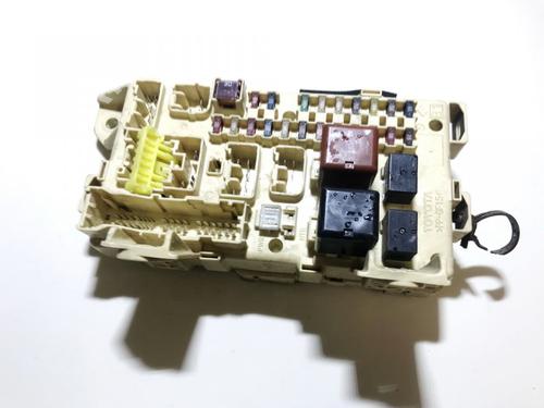 Used Fuse box Fuse box TOYOTA AVENSIS VERSO (_M2_) 2.0 D (CLM20_, CLM20R) (116 hp) 33511790 33511790