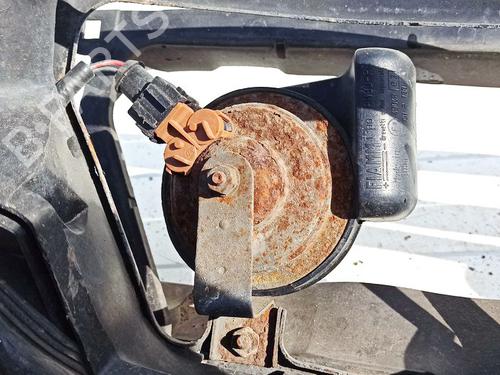 horn-volvo-s60-i-384-2000-2001-2002-2003-2004-2005-2006-2007-2008-2009-2010-35617817 main image