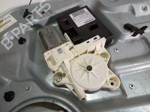 Used Right front window motor Right front window motor VOLVO V50 (545) 2.0 D (136 hp) 36548251 36548251