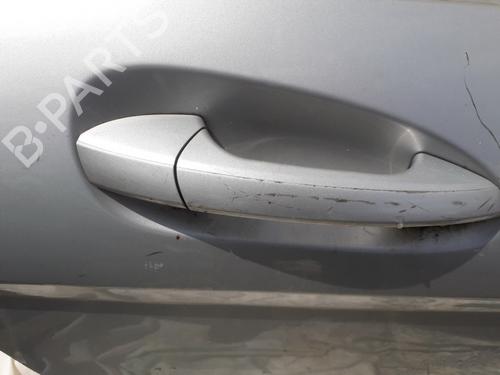front-right-exterior-door-handle-mercedes-benz-c-class-w204-2007-2008-2009-2010-2011-2012-2013-2014-2015-35614076 main image