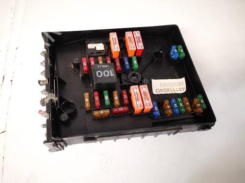 Used Fuse box Fuse box VW GOLF PLUS V (5M1, 521) 1.9 TDI (105 hp) 32921945 32921945