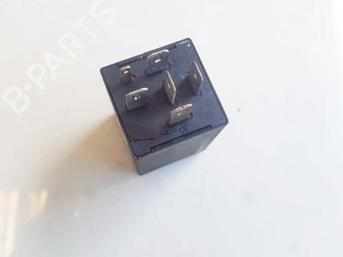 Electronic sensor AUDI 80 B4 Saloon (8C2) 2.0 | BP33521406M84 - Image 2