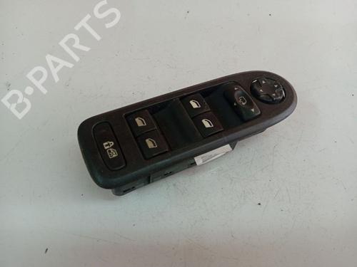 Comutador Comutador CITROËN C5 III (RD_) 1.6 HDi 110 (RD9HZC) (109 hp) 39895824 39895824