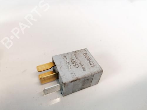 Used Electronic sensor Electronic sensor TOYOTA COROLLA Saloon (_E12_) 2.0 D-4D (CDE120_, CDE120R) (116 hp) 33085911 33085911