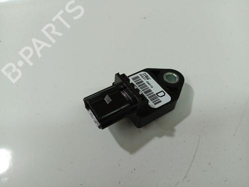 Used Electronic sensor Electronic sensor TOYOTA COROLLA Verso (ZER_, ZZE12_, R1_) 2.2 D-4D (AUR10_, AUR10R) (177 hp) 32972799 32972799