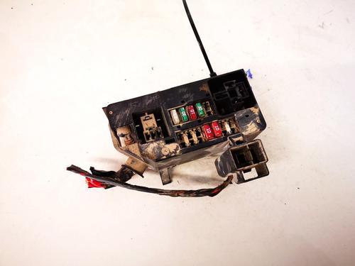 Used Fuse box Fuse box FIAT STILO (192_) 1.9 JTD (192_XE1A) (115 hp) 33079950 33079950