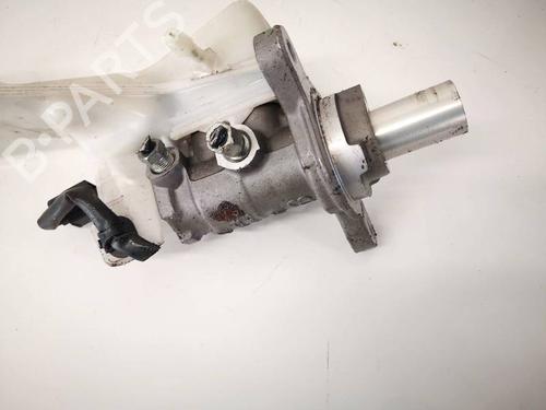 Used Brake master cylinder Brake master cylinder TOYOTA RAV 4 III (_A3_) 2.2 D 4WD (ALA30_, ALA30R) (136 hp) 34829852 34829852