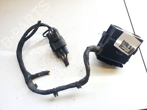 Used Fuse box Fuse box OPEL ASTRA J (P10) 1.4 (68) (100 hp) 32598480 32598480