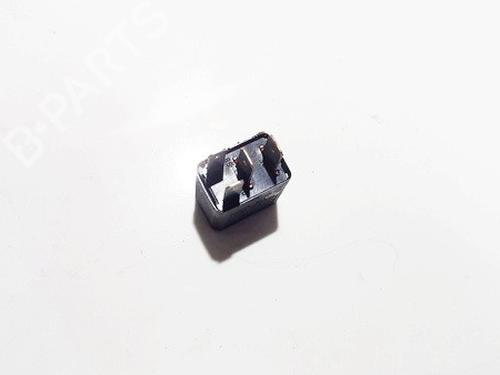 Electronic sensor OPEL ASTRA G Hatchback (T98) 2.0 DI (F08, F48) | BP33102484M84 - Image 2