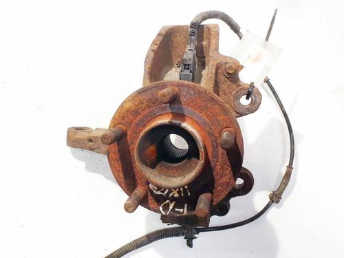 Used Right front steering knuckle Right front steering knuckle VOLVO S40 II (544) 2.0 D (136 hp) 39759093 39759093