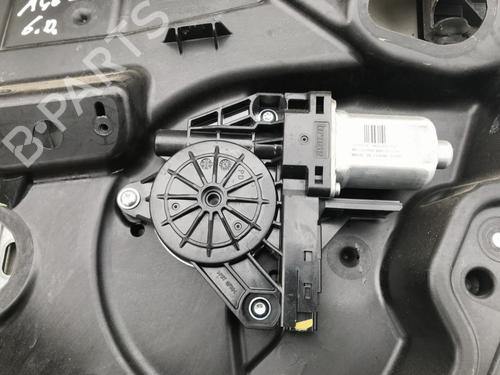 Used Right rear window motor Right rear window motor 35625863 35625863