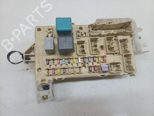 Used Fuse box Fuse box TOYOTA COROLLA Verso (ZER_, ZZE12_, R1_) 2.0 D-4D (CUR10_, CUR10R) (116 hp) 34362116 34362116