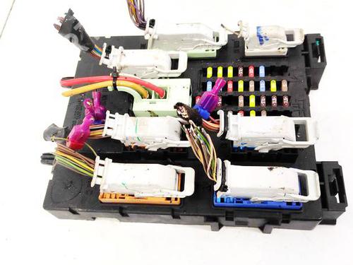 Used Fuse box Fuse box FORD FOCUS III 1.0 EcoBoost (125 hp) 32933384 32933384