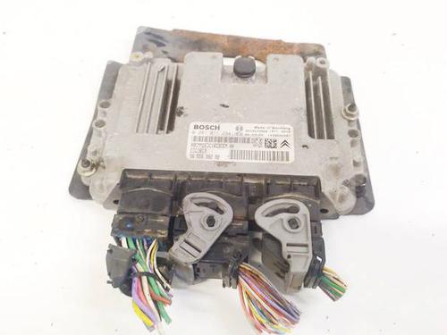 Used Engine control unit (ECU) Engine control unit (ECU) PEUGEOT 307 (3A/C) 1.6 HDi 110 (109 hp) 32605618 32605618