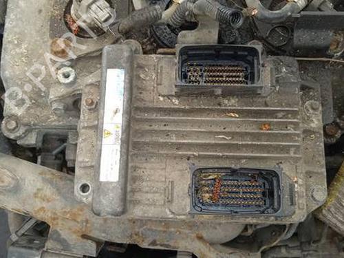 Used Engine control unit (ECU) Engine control unit (ECU) OPEL MERIVA A MPV (X03) 1.7 CDTI (E75) (100 hp) 32593912 32593912