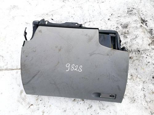 Used Glove box Glove box MERCEDES-BENZ C-CLASS (W204) C 200 CDI (204.001) (136 hp) 35109000 35109000