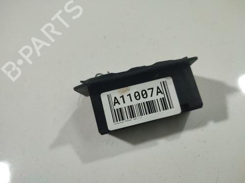 Used Fuse box Fuse box VW PASSAT B6 (3C2) 1.9 TDI (105 hp) 32543467 32543467