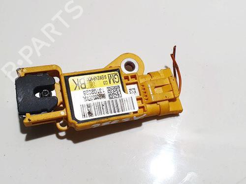 Used Electronic module Electronic module OPEL SIGNUM Hatchback (Z03) 2.2 DTI (F48) (125 hp) 33102493 33102493