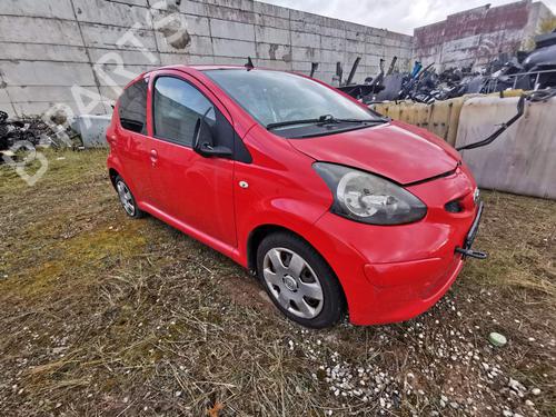 Brugte TOYOTA AYGO (_B1_) 1.0 (KGB10_, KGB10R) (68 hp) 4443214