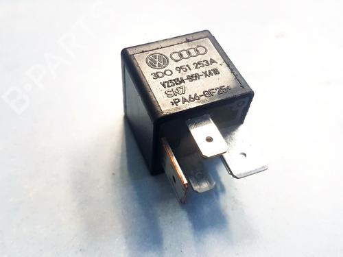 Used Electronic sensor Electronic sensor VW PASSAT B6 (3C2) 2.0 FSI (150 hp) 33061053 33061053