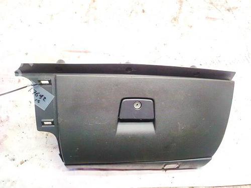 Used Glove box Glove box VOLVO S40 II (544) 2.4 (170 hp) 35348295 35348295