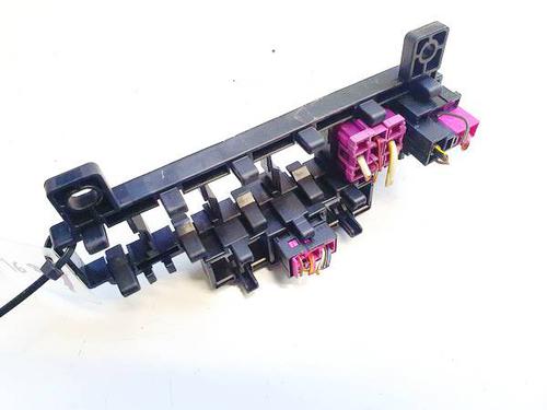 Fuse box AUDI A4 B7 (8EC) 2.0 TDI | BP32616148E1
