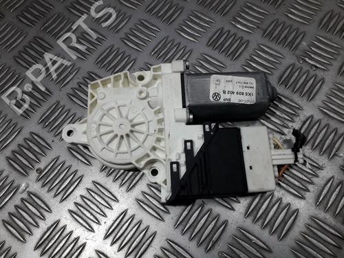 Used Right front window motor Right front window motor VW JETTA III (1K2) 2.0 TDI (140 hp) 35706325 35706325
