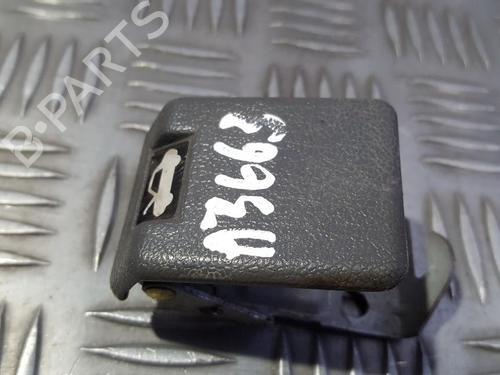 Used Interior handle Interior handle MITSUBISHI PAJERO II (V3_W, V2_W, V4_W, V5_W) 2.5 TD 4WD (V24W) (99 hp) 35677257 35677257